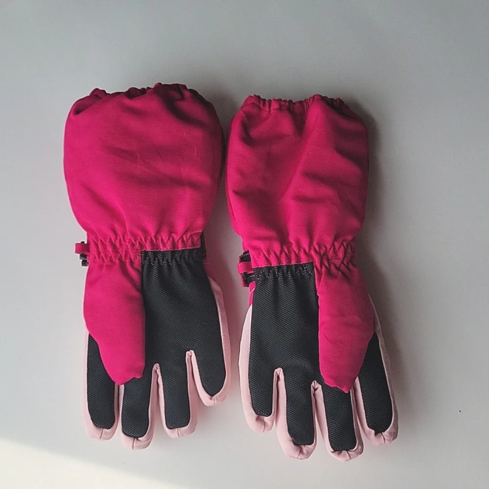Pink winter Gloves